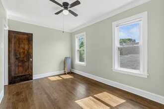 5742 N Francisco Ave in Chicago, IL - Building Photo - Building Photo