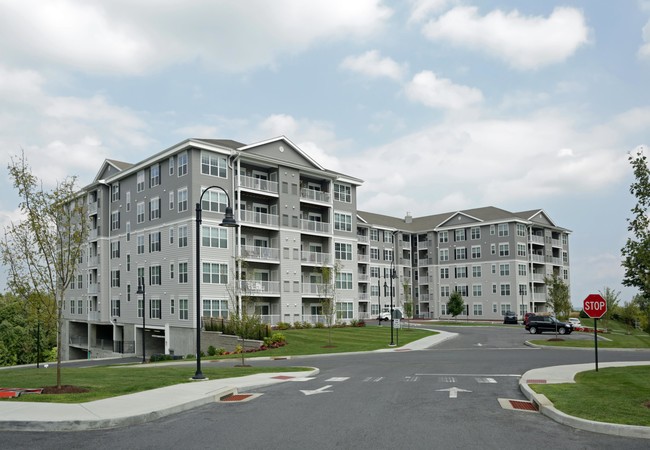 Abbey Lane in Danbury, CT - Foto de edificio - Building Photo