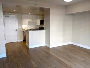 260 King St in San Francisco, CA - Building Photo - Building Photo