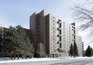 Calvary Center Apartments in Golden Valley, MN - Building Photo - Building Photo