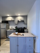 8464 Murietta Ave in Panorama City, CA - Building Photo - Building Photo