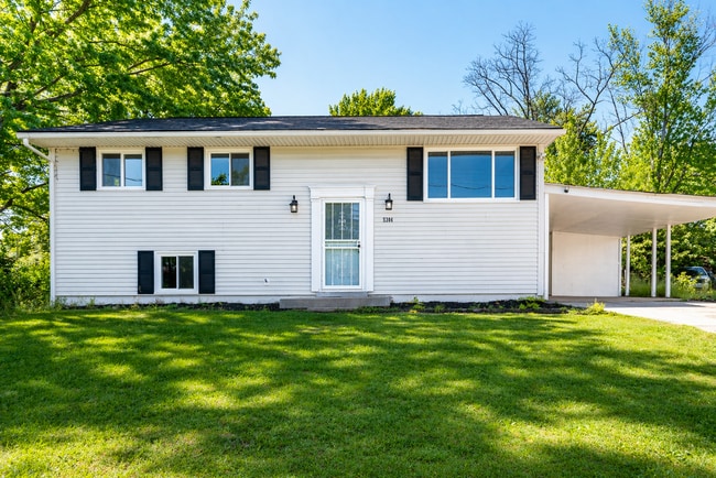 property at 5304 Robinwood Rd