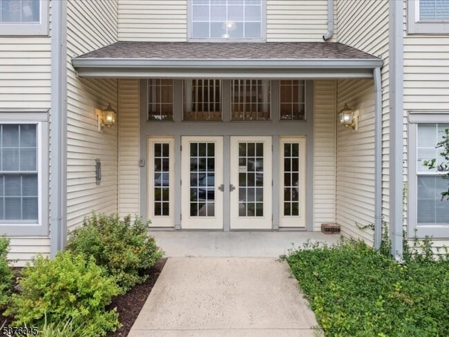 204 Salem Ct in Princeton, NJ - Building Photo - Building Photo