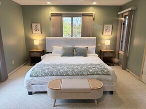 4205 Brookcrest Dr SW in Wyoming, MI - Building Photo - Building Photo