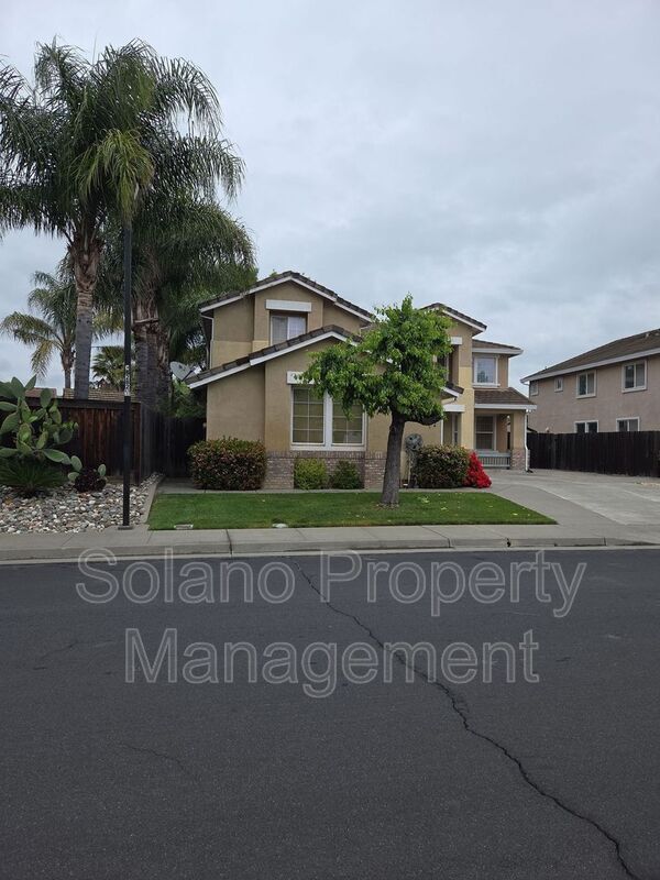 2822 Regatta Cir in Fairfield, CA - Building Photo - Building Photo