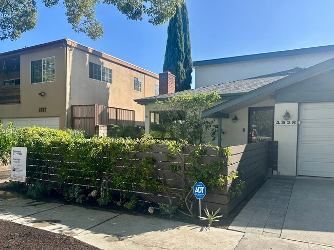 property at 1328 18th St