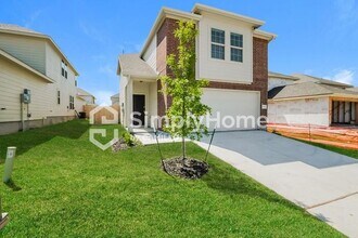 9314 Dogwood Hill in San Antonio, TX - Building Photo - Building Photo