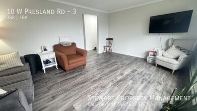 10 W Presland Rd in Ottawa, ON - Building Photo - Building Photo