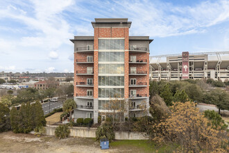 Carolina Walk Condominiums in Columbia, SC - Building Photo - Building Photo