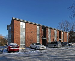 243 Cordova Rd in Oshawa, ON - Building Photo