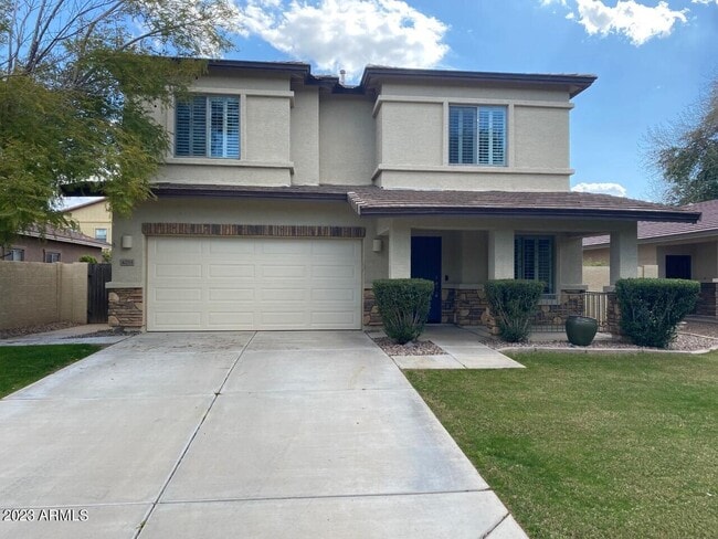 property at 4255 E Park Ave