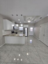 1018 N Woodson Ave in Edinburg, TX - Building Photo - Building Photo