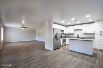 8519 E Sheridan St in Scottsdale, AZ - Building Photo - Building Photo