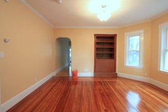 179 College Ave, Unit 2 in Somerville, MA - Building Photo - Building Photo