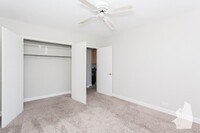 445 W Wellington Ave, Unit 7G in Chicago, IL - Building Photo - Building Photo