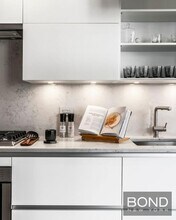 222 E 44th St in New York, NY - Building Photo - Building Photo