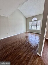 25 Sequoia Dr in Newtown, PA - Building Photo - Building Photo