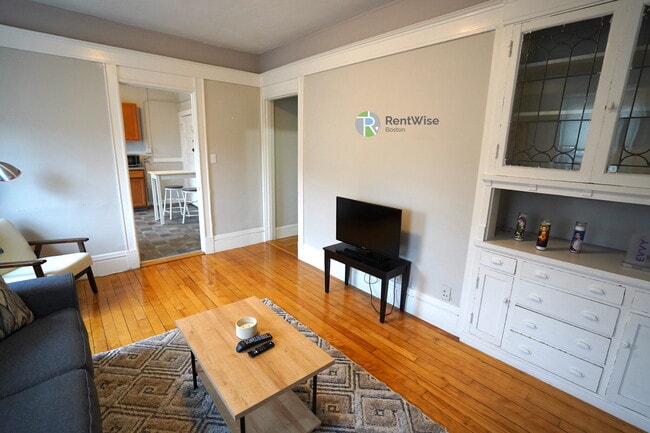 228 South St in Boston, MA - Building Photo - Building Photo