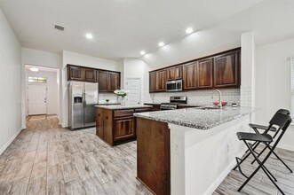 2213 Montesol Ln in Leander, TX - Building Photo - Building Photo