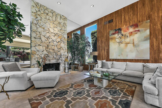 45550 Navajo Dr in Indian Wells, CA - Building Photo - Building Photo