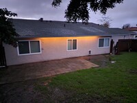 978 El Pico Ct in Vista, CA - Building Photo - Building Photo