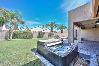7869 W Kristal Way in Glendale, AZ - Building Photo - Building Photo