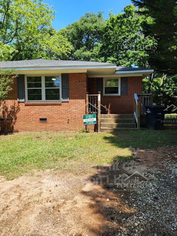 property at 418 W Fredericks St