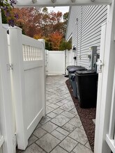 18 Fairwood Ln, Unit Apt for rent in Coram, NY - Foto de edificio - Building Photo