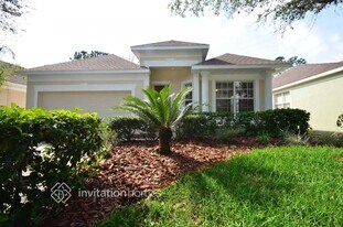 9325 Hunters Park Way in Tampa, FL - Building Photo
