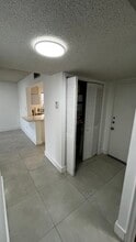 7745 SW 86th St, Unit D221 in Miami, FL - Building Photo - Building Photo