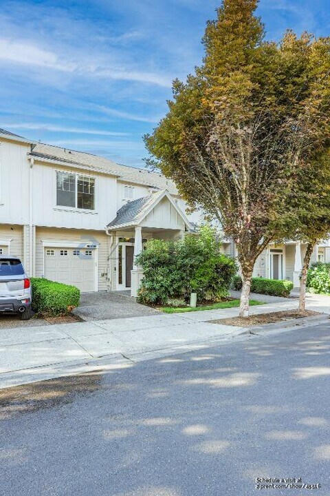 17258 SW Pleasanton Ln in Beaverton, OR - Building Photo