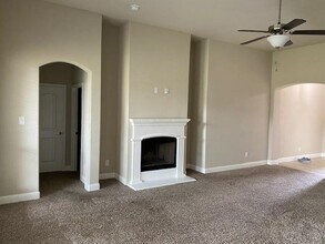 705 Buffalo Creek Dr in Cleburne, TX - Building Photo - Building Photo