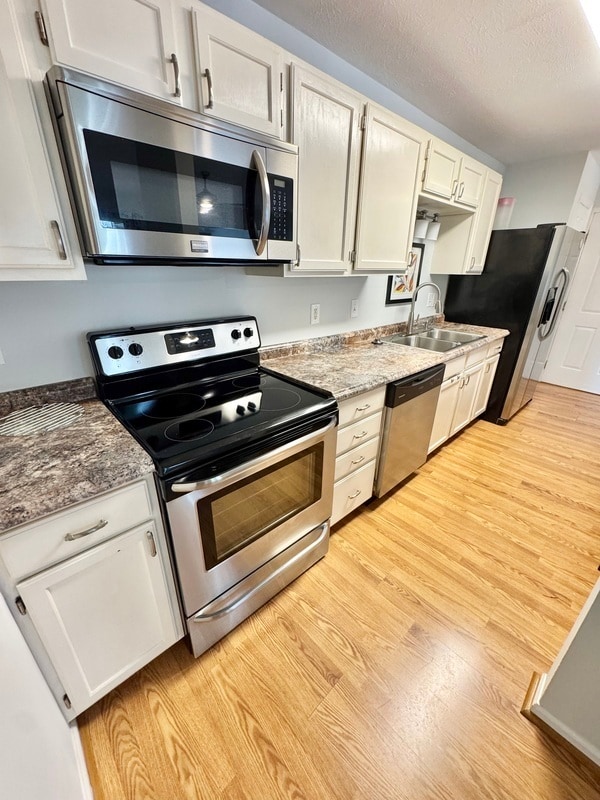 9352 Castle York Ct
