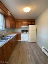 1450 Riverside Dr in Lakewood, OH - Building Photo - Building Photo