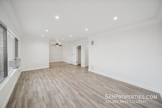 1215 Hayworth Ave in West Hollywood, CA - Building Photo - Building Photo