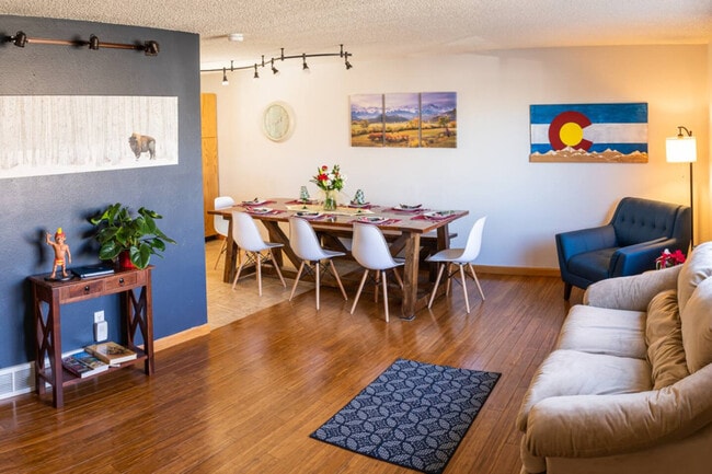 property at 5720 W 108th Pl