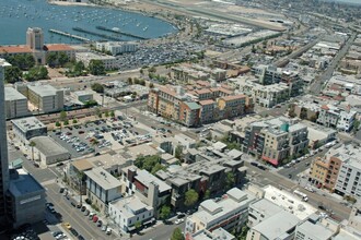 Villa Maria Apartments in San Diego, CA - Building Photo - Building Photo