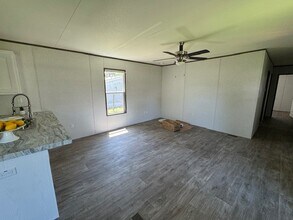 21071 Pinetex St in New Caney, TX - Building Photo - Building Photo