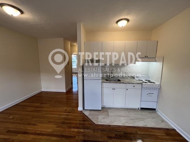 property at 172 N Beacon St