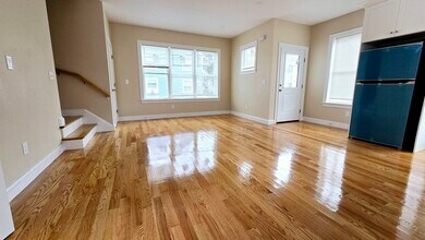 66 Waverly St in Boston, MA - Building Photo - Building Photo