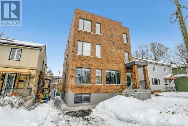 137 Marquette Ave in Ottawa, ON - Building Photo - Building Photo