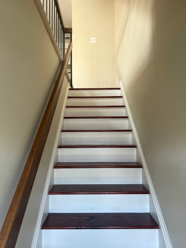 property at 4351 Pembrook Village Dr