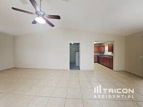 900 Watt Cir in Deltona, FL - Building Photo - Building Photo