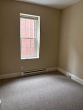 164 Chestnut St in Spring City, PA - Building Photo - Building Photo