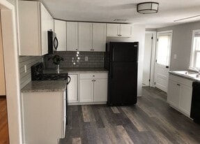 407 Mount Allen Drive in Mechanicsburg, PA - Building Photo