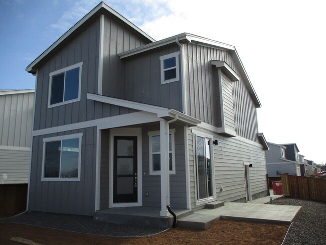 property at 513 Hillsview Dr
