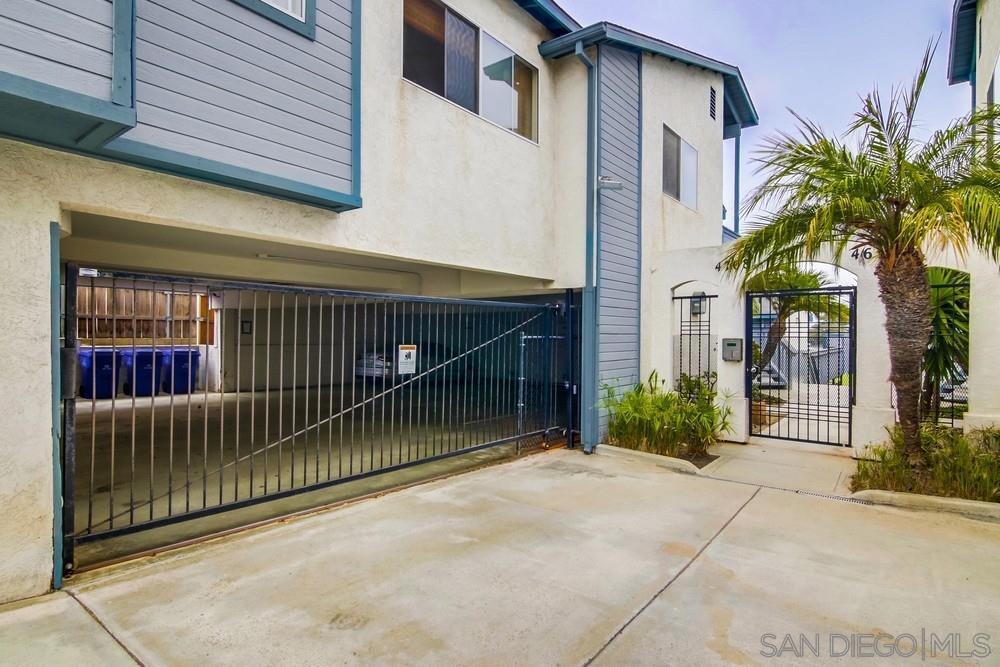 4704 W Point Loma Blvd in San Diego, CA - Building Photo
