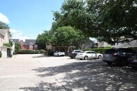 2323 Augusta Dr photo'