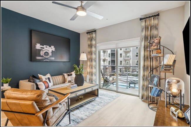 12389 Merit Dr, Unit 1113 in Dallas, TX - Building Photo - Building Photo