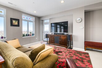 120 N Northwest Hwy in Park Ridge, IL - Building Photo - Building Photo